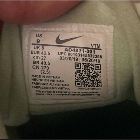 Nike React Air Max 270 Sneakers Mens Sz 9 M Green Running Shoes AO4971-301 - Picture 6 of 6